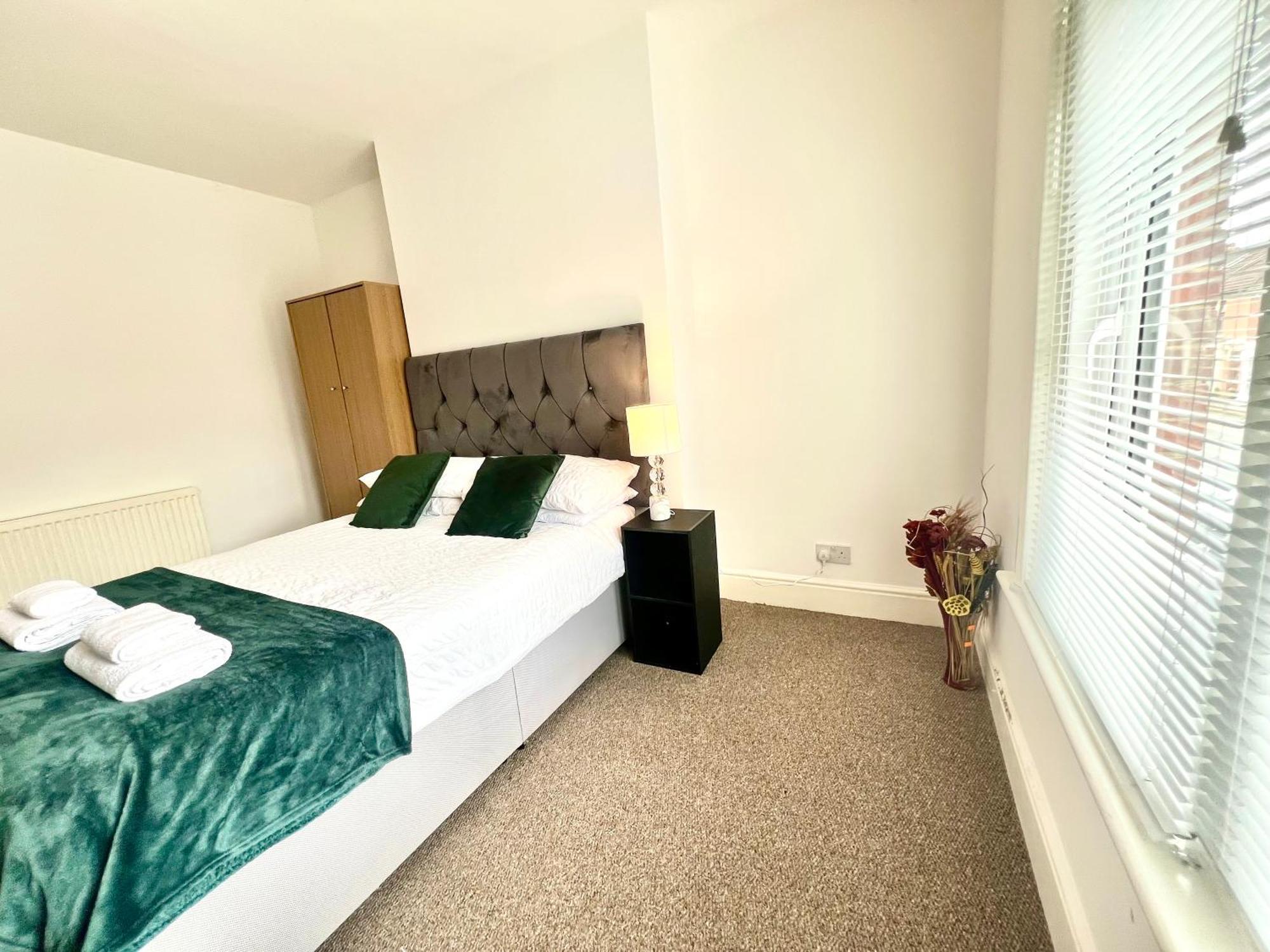 The Coral Guest House 1 Fratton Park بورتسماوث المظهر الخارجي الصورة