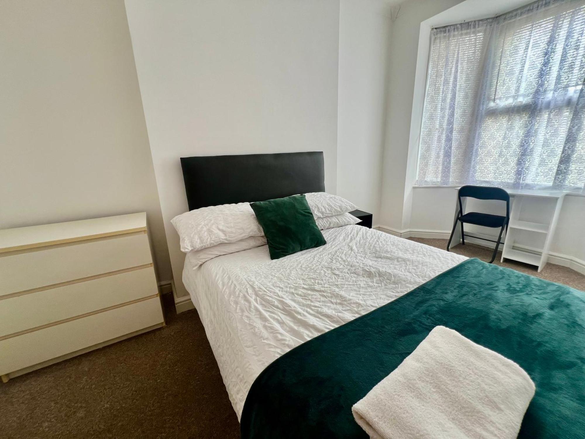 The Coral Guest House 1 Fratton Park بورتسماوث المظهر الخارجي الصورة