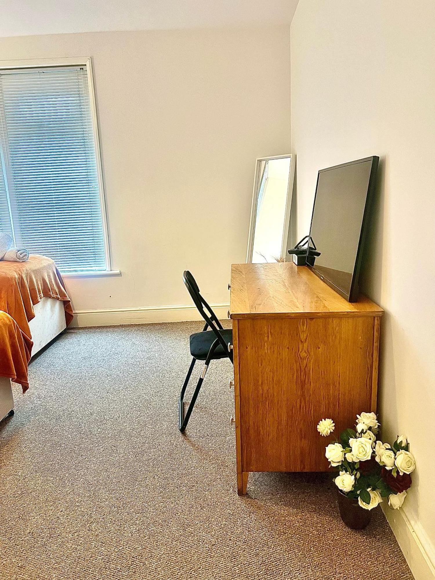 The Coral Guest House 1 Fratton Park بورتسماوث المظهر الخارجي الصورة