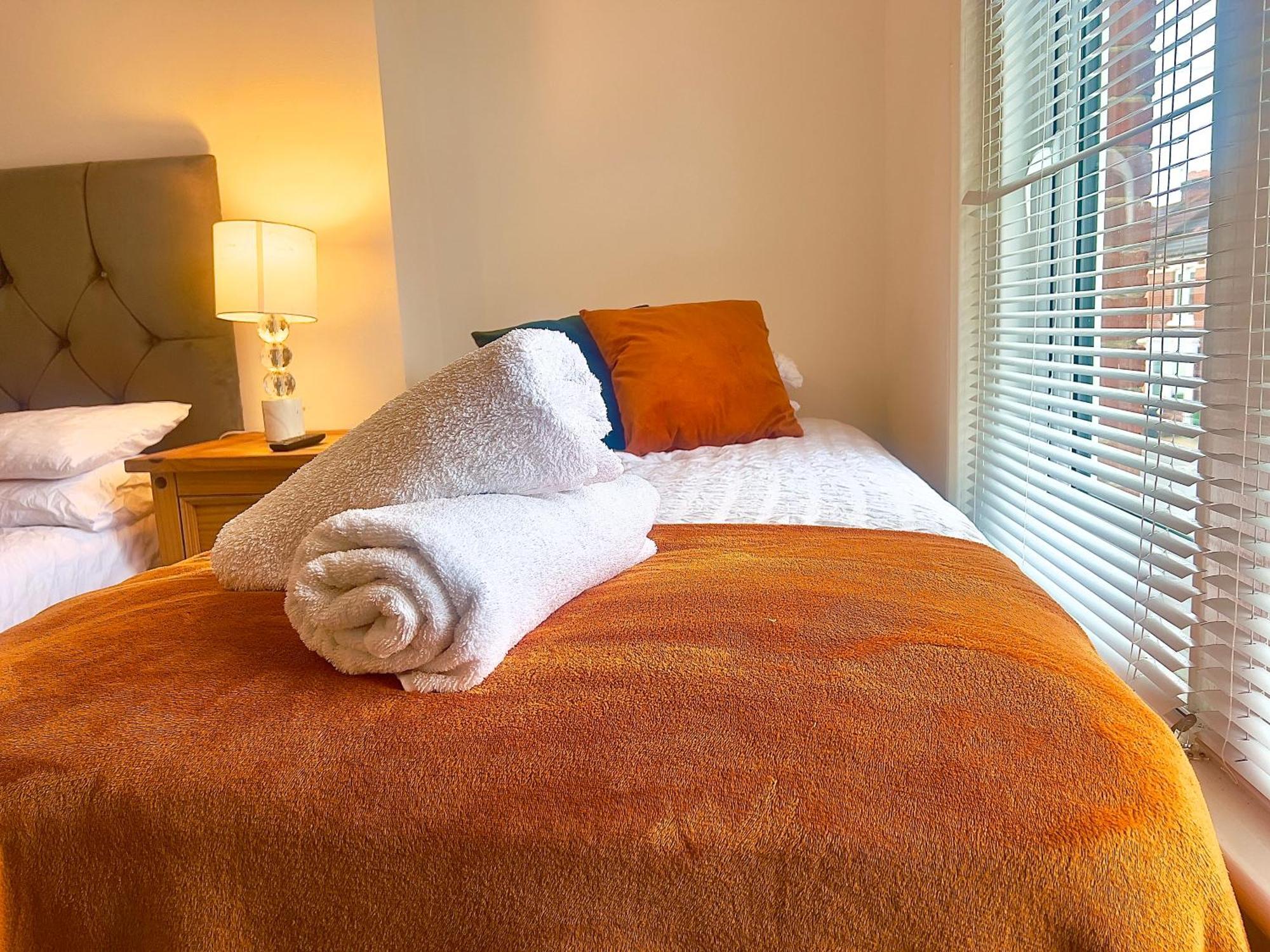 The Coral Guest House 1 Fratton Park بورتسماوث المظهر الخارجي الصورة